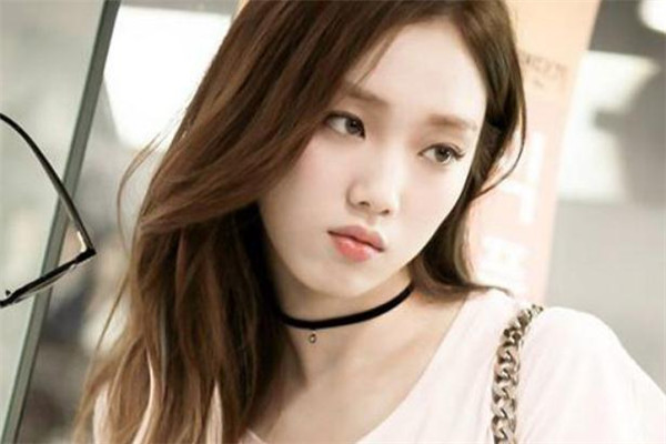 煙草棕色是什么顏色 煙草棕色頭發(fā)怎么染 煙草棕色是什么顏色 煙草棕色頭發(fā)怎么染