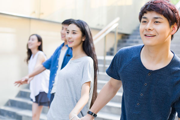 異地戀的男生的心理 異地戀的男生應該怎么做 異地戀的男生的心理 異地戀的男生應該怎么做