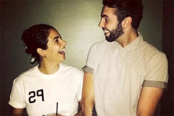 一周一次約會(huì)算頻繁嗎 情侶約會(huì)一周幾次比較正常 一周一次約會(huì)算頻繁嗎 情侶約會(huì)一周幾次比較正常