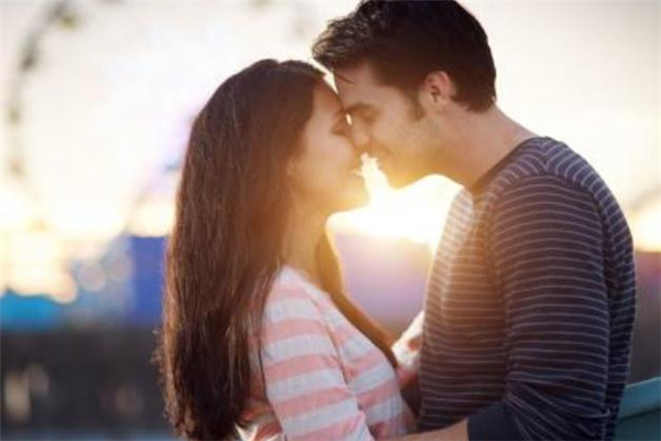 暗戀的女生失戀了怎么安慰 暗戀的女生失戀了我能追嗎 暗戀的女生失戀了怎么安慰 暗戀的女生失戀了我能追嗎