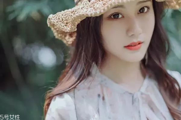 情侶之間的聊天話題 情侶之間可愛的稱呼 情侶之間的聊天話題 情侶之間可愛的稱呼