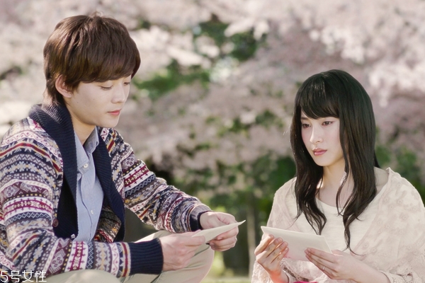 父母不同意的愛情該堅持嗎 女方父母不同意我們在一起怎么辦 父母不同意的愛情該堅持嗎 女方父母不同意我們在一起怎么辦