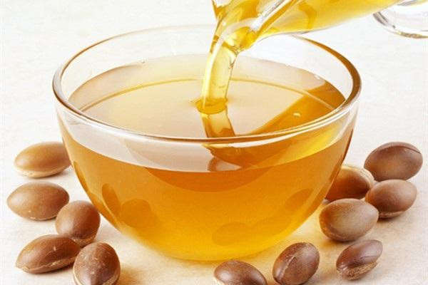 常見的高油的食物有哪些 高油的食物對身體的影響 常見的高油的食物有哪些 高油的食物對身體的影響