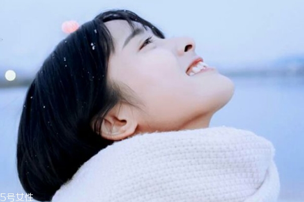 網戀撩妹技巧 為什么網戀也能產生感情 網戀撩妹技巧 為什么網戀也能產生感情