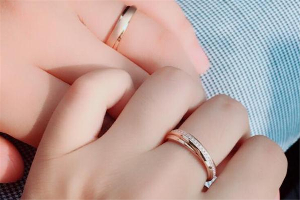 謝瑞麟和周大生哪個好 謝瑞麟和周大生品牌對比 謝瑞麟和周大生哪個好 謝瑞麟和周大生品牌對比