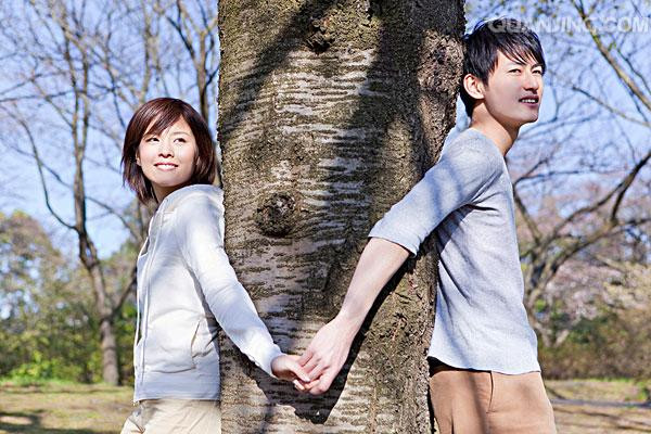 從哪些話看出男生喜歡你 男生不主動就是不喜歡你嗎 從哪些話看出男生喜歡你 男生不主動就是不喜歡你嗎