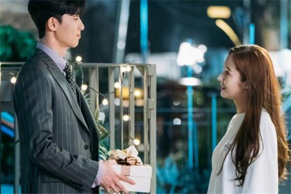 女朋友抱怨工作累怎么安慰 女朋友說工作累怎么回復(fù) 女朋友抱怨工作累怎么安慰 女朋友說工作累怎么回復(fù)