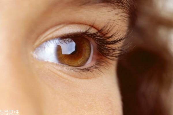 如何判斷自己有上瞼下垂 上瞼下垂如何預(yù)防 如何判斷自己有上瞼下垂 上瞼下垂如何預(yù)防