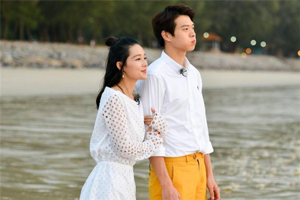 女生說胃疼怎么回復(fù) 女生說胃疼怎么安慰 女生說胃疼怎么回復(fù) 女生說胃疼怎么安慰