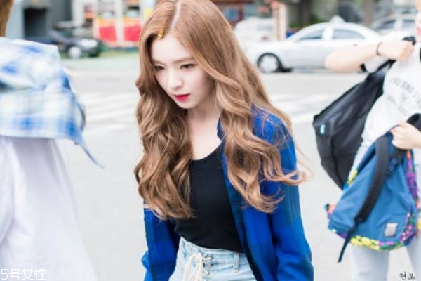 玻尿酸打法令紋打在哪 玻尿酸填充法令紋會移位嗎 玻尿酸打法令紋打在哪 玻尿酸填充法令紋會移位嗎