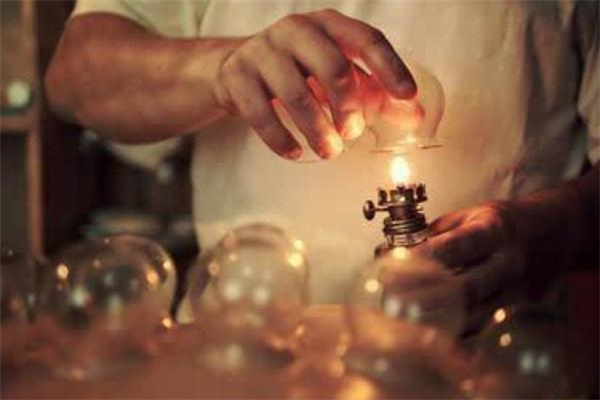 腿風(fēng)濕怎么拔火罐 拔火罐能治風(fēng)濕病嗎 腿風(fēng)濕怎么拔火罐 拔火罐能治風(fēng)濕病嗎