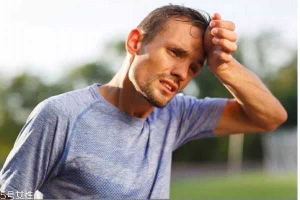 什么是低血糖反應(yīng)呢 低血糖反應(yīng)有什么危害呢 什么是低血糖反應(yīng)呢 低血糖反應(yīng)有什么危害呢