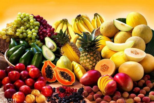 孕婦懷孕早期可以吃火龍果嗎 孕婦吃水果有哪些禁忌 孕婦懷孕早期可以吃火龍果嗎 孕婦吃水果有哪些禁忌