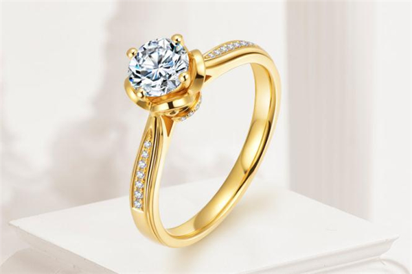 通靈珠寶和卡地亞哪個好 卡地亞和通靈哪個比較貴 通靈珠寶和卡地亞哪個好 卡地亞和通靈哪個比較貴