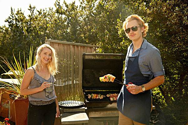 喜歡一個(gè)不了解的人怎么辦 與不了解的人怎么聊天 喜歡一個(gè)不了解的人怎么辦 與不了解的人怎么聊天