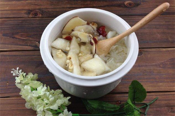 川貝母燉梨小孩能吃嗎 川貝母燉梨要去皮嗎 川貝母燉梨小孩能吃嗎 川貝母燉梨要去皮嗎