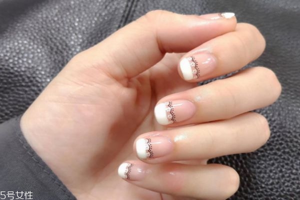 接指甲可以維持多久呢 接指甲有什么好處呢 接指甲可以維持多久呢 接指甲有什么好處呢