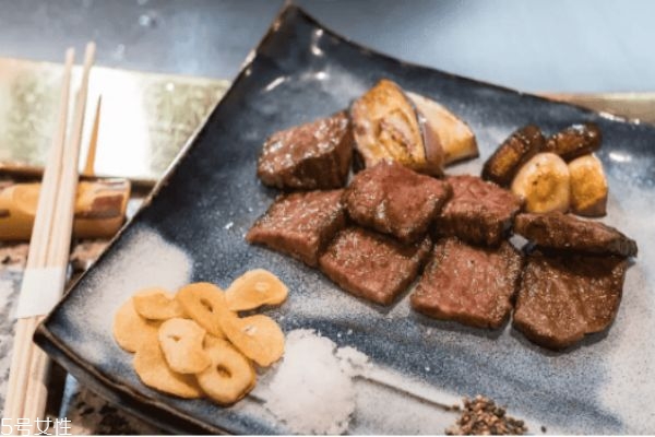 神戶牛肉在日本哪里吃 神戶牛肉價(jià)格 神戶牛肉在日本哪里吃 神戶牛肉價(jià)格