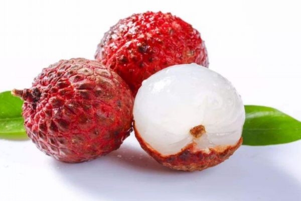 為什么吃荔枝會(huì)上火呢 一天最多應(yīng)該吃多少荔枝呢 為什么吃荔枝會(huì)上火呢 一天最多應(yīng)該吃多少荔枝呢