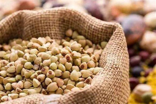 甜蕎麥和苦蕎麥的區(qū)別 甜蕎麥和苦蕎麥哪個(gè)好 甜蕎麥和苦蕎麥的區(qū)別 甜蕎麥和苦蕎麥哪個(gè)好