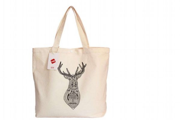 一般帆布包會掉色嗎 帆布包的面料是什么呢 一般帆布包會掉色嗎 帆布包的面料是什么呢