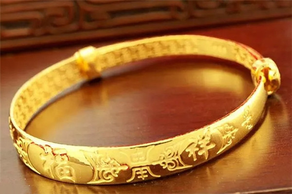 黃金手鐲手鐲上的花紋都有什么寓意 黃金手鐲款式有哪些 黃金手鐲手鐲上的花紋都有什么寓意 黃金手鐲款式有哪些