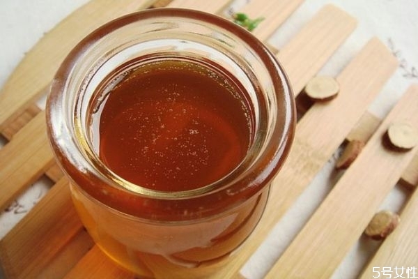 什么是秋梨膏 秋梨膏什么季節(jié)喝最好 什么是秋梨膏 秋梨膏什么季節(jié)喝最好