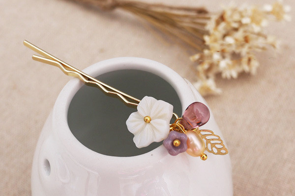 短發(fā)適合什么發(fā)飾好看 短發(fā)戴發(fā)箍還是發(fā)夾好看 短發(fā)適合什么發(fā)飾好看 短發(fā)戴發(fā)箍還是發(fā)夾好看