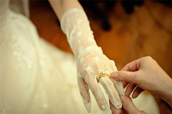 婚戒可以買兩對(duì)嗎 婚戒可以買不同品牌的嗎