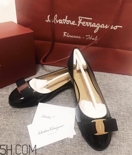 菲拉格慕鞋子多少錢？菲拉格慕鞋子價(jià)格