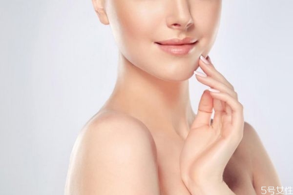 脂肪粒產(chǎn)生的原因是什么 怎樣祛除脂肪粒 脂肪粒產(chǎn)生的原因是什么 怎樣祛除脂肪粒