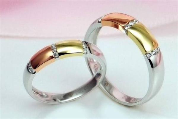 對戒買什么材質的好 對戒買鉑金還是黃金好 對戒買什么材質的好 對戒買鉑金還是黃金好