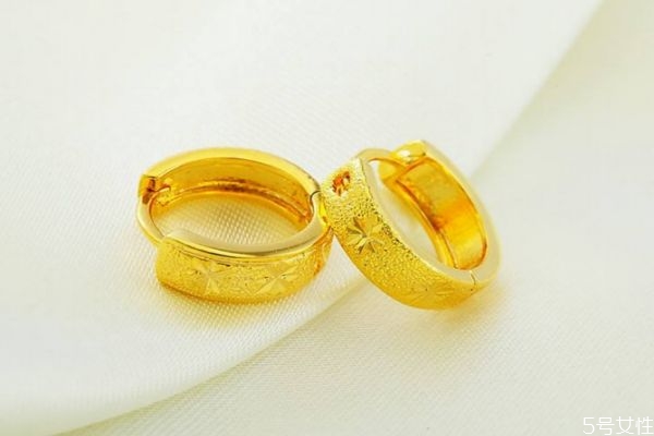 黃金會(huì)貶值嗎 儲(chǔ)存黃金最多的是哪個(gè)國(guó)家呢 黃金會(huì)貶值嗎 儲(chǔ)存黃金最多的是哪個(gè)國(guó)家呢