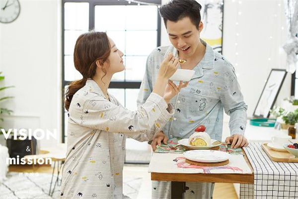 拿了離婚判決書還要領(lǐng)離婚證嗎 離婚判決書能代替離婚證嗎 拿了離婚判決書還要領(lǐng)離婚證嗎 離婚判決書能代替離婚證嗎