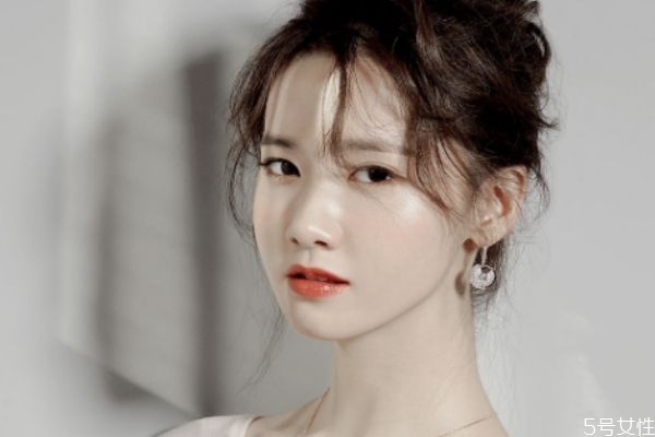 毛孔粗大如何護(hù)膚 毛孔粗大的問題怎么改善 毛孔粗大如何護(hù)膚 毛孔粗大的問題怎么改善