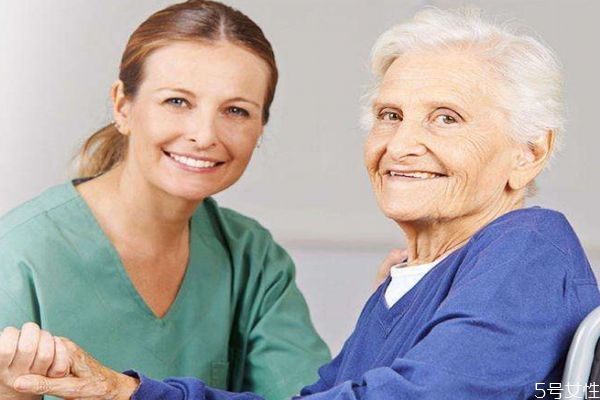 什么是骨質(zhì)疏松呢 骨質(zhì)疏松有什么危害呢 什么是骨質(zhì)疏松呢 骨質(zhì)疏松有什么危害呢