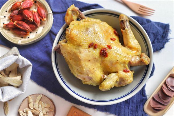 高壓鍋蒸雞多長時(shí)間能熟 高壓鍋蒸雞放多少水