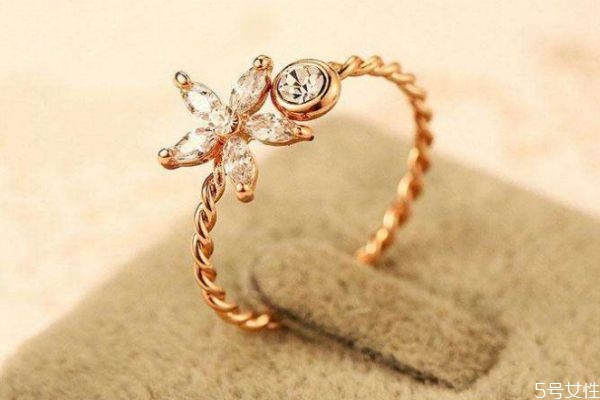 戴瑞珠寶為什么只能購(gòu)買一次戒指呢 戴瑞珠寶為什么只能購(gòu)買一次戒指呢