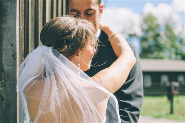 二婚男人會忘記前妻嗎 二婚男人會真愛后妻嗎 二婚男人會忘記前妻嗎 二婚男人會真愛后妻嗎