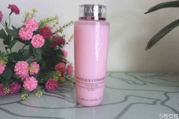 蘭蔻粉水在哪個步驟用 蘭蔻粉水的正確使用方法 蘭蔻粉水在哪個步驟用 蘭蔻粉水的正確使用方法