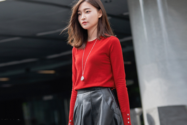 羊毛衫和羊絨衫哪個(gè)更容易起球 羊毛衫和羊絨衫哪個(gè)更貴 羊毛衫和羊絨衫哪個(gè)更容易起球 羊毛衫和羊絨衫哪個(gè)更貴