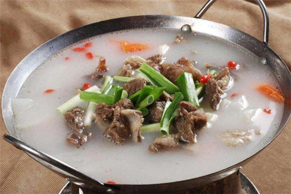 羊肉湯可以每天都喝嗎 羊肉湯喝多了會(huì)怎么樣 羊肉湯可以每天都喝嗎 羊肉湯喝多了會(huì)怎么樣