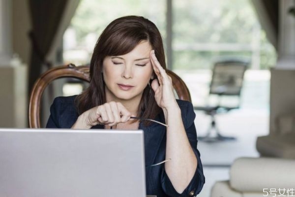 宮頸癌會(huì)傳染嗎 宮頸癌可以預(yù)防嗎 宮頸癌會(huì)傳染嗎 宮頸癌可以預(yù)防嗎