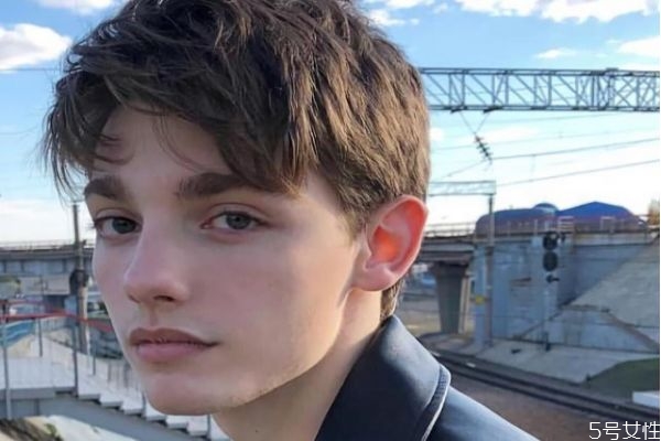 如何讓暗戀的人死心 讓一個男生死心的辦法 如何讓暗戀的人死心 讓一個男生死心的辦法