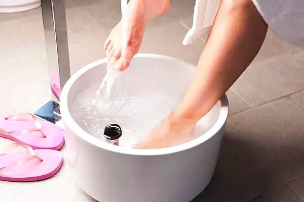 足部需要去角質(zhì)嗎 足部為什么需要去角質(zhì) 足部需要去角質(zhì)嗎 足部為什么需要去角質(zhì)