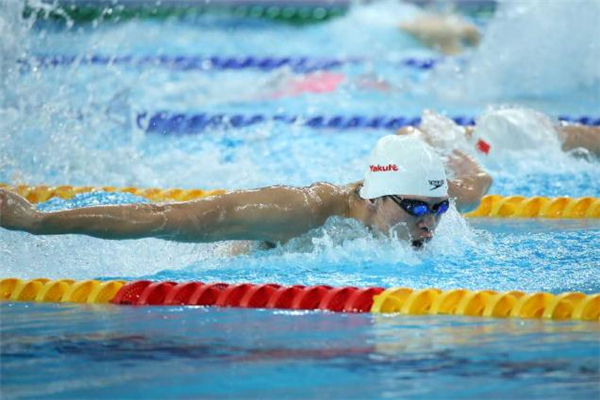 蛙泳一小時(shí)消耗多少卡路里 蛙泳一小時(shí)消耗的熱量 蛙泳一小時(shí)消耗多少卡路里 蛙泳一小時(shí)消耗的熱量