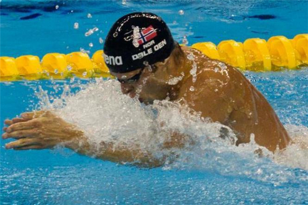 蛙泳為什么頭抬不高 蛙泳為什么頭抬不起來(lái) 蛙泳為什么頭抬不高 蛙泳為什么頭抬不起來(lái)