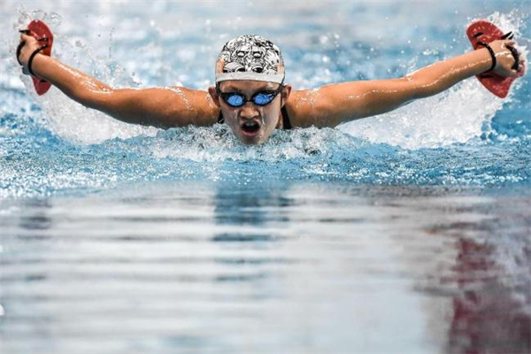 蛙泳為什么頭抬不高 蛙泳為什么頭抬不起來(lái) 蛙泳為什么頭抬不高 蛙泳為什么頭抬不起來(lái)