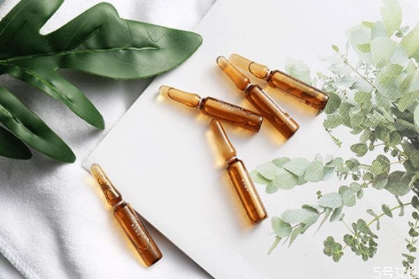 凍干粉能和安瓶一起用嗎 凍干粉和安瓶的區(qū)別 凍干粉能和安瓶一起用嗎 凍干粉和安瓶的區(qū)別