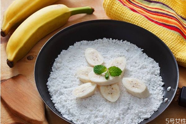 珍珠粉面膜怎么做淡斑 珍珠祛斑面膜的注意事項(xiàng) 珍珠粉面膜怎么做淡斑 珍珠祛斑面膜的注意事項(xiàng)